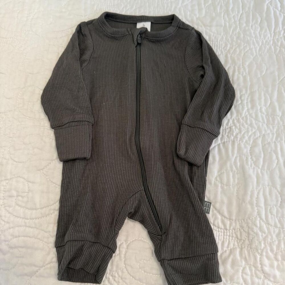 Modern-moments Grey and Black Sleepsuits-babygrows